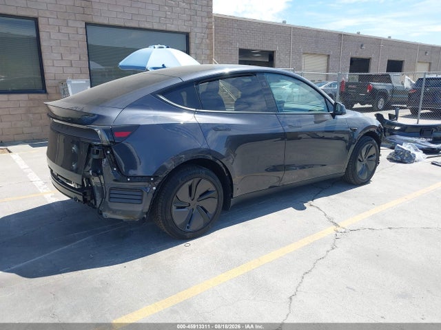 2026 Tesla Model Y Premium/rear-wheel Drive მანქანა იყიდება აუქციონზე, vin: 7SAYGDED2TF614610, აუქციონის ნომერი: 45913311