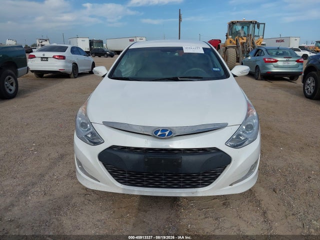 2014 Hyundai Sonata Hybrid მანქანა იყიდება აუქციონზე, vin: KMHEC4A48EA118123, აუქციონის ნომერი: 45913327