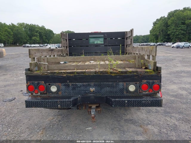 45913335 :رقم المزاد ، 1GBJC34U55E290034 vin ، 2005 Chevrolet Silverado 3500 Chassis Work Truck مزاد بيع