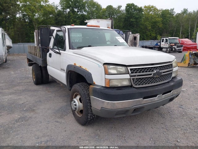 45913335 :رقم المزاد ، 1GBJC34U55E290034 vin ، 2005 Chevrolet Silverado 3500 Chassis Work Truck مزاد بيع