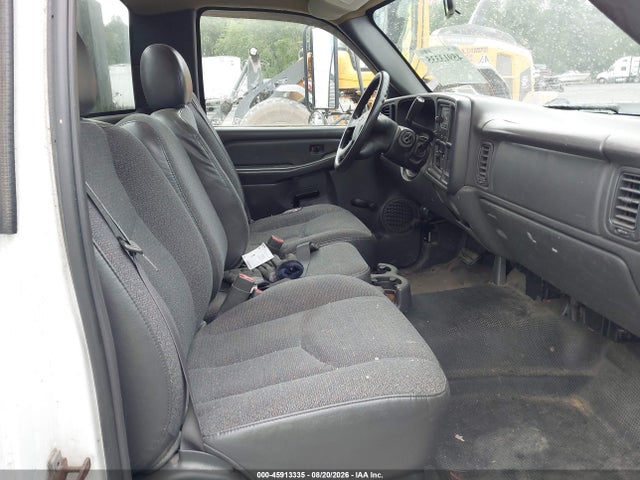 45913335 :رقم المزاد ، 1GBJC34U55E290034 vin ، 2005 Chevrolet Silverado 3500 Chassis Work Truck مزاد بيع