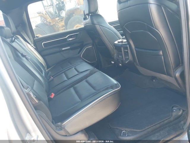Продаж на аукціоні авто 2024 Ram 1500 Laramie  4x2 5'7 Box, vin: 1C6RREJT7RN220343, номер лоту: 45913354