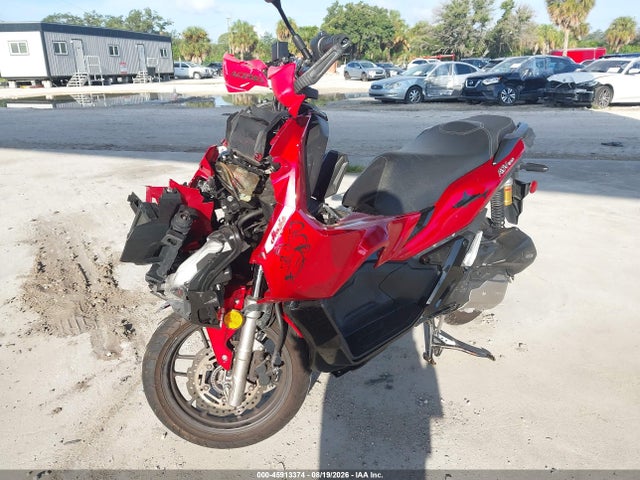 Honda Adv150 A 2022 MLHKF3852N5100326 Image 2