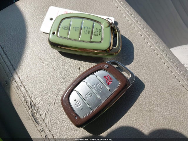 Продажа на аукционе авто 2016 Hyundai Sonata Hybrid Se, vin: KMHE24L16GA027022, номер лота: 45913381
