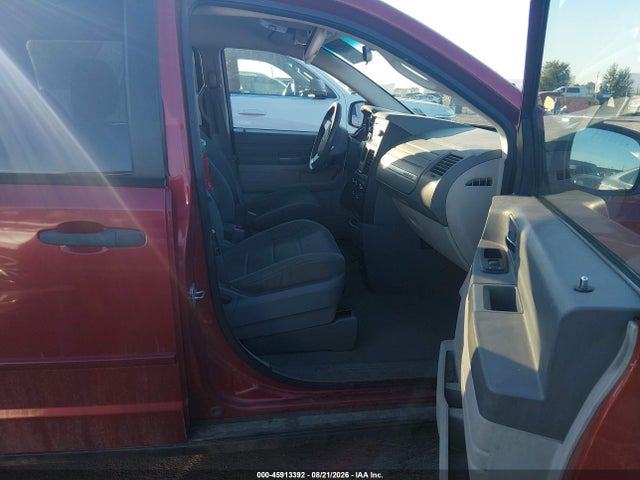 45913392 :رقم المزاد ، 1D8HN44H68B100410 vin ، 2008 Dodge Grand Caravan Se مزاد بيع