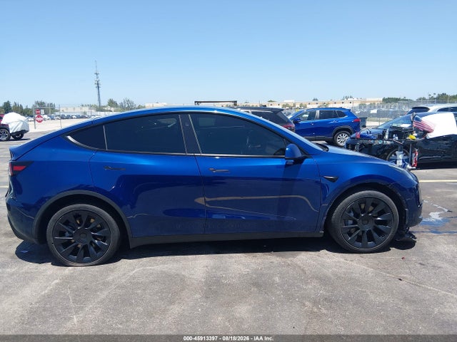7SAYGDED5SF221909 Tesla Model Y Long Range Dual Motor Rear-wheel Drive