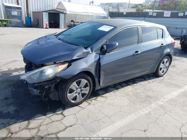 KIA FORTE LX 2016 KNAFK5A89G5640014 Image 2