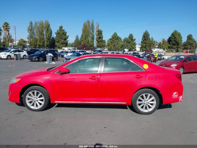 Продажа на аукционе авто 2013 Toyota Camry Hybrid Xle, vin: 4T1BD1FK0DU085721, номер лота: 45913399