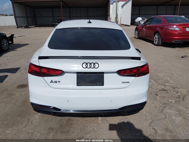 Продаж на аукціоні авто 2023 Audi A5 Sportback Premium Plus 45 Tfsi S Line Quattro S Tronic, vin: WAUFACF52PA038732, номер лоту: 45913415