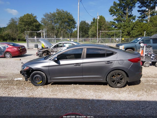 5NPD84LF3JH297951 Hyundai ELANTRA SEL