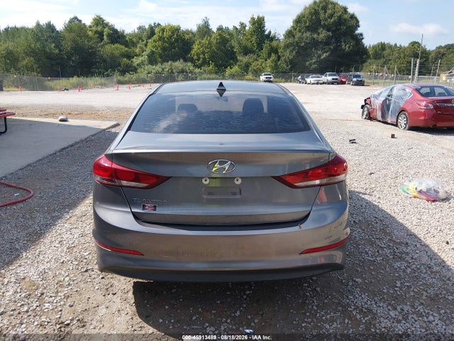 5NPD84LF3JH297951 Hyundai ELANTRA SEL