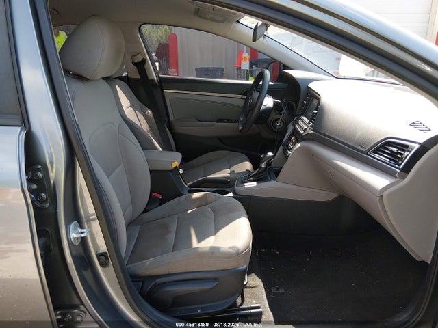 5NPD84LF3JH297951 Hyundai ELANTRA SEL