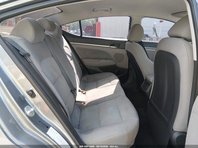 5NPD84LF3JH297951 Hyundai ELANTRA SEL