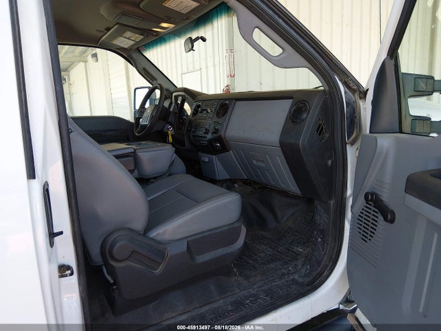2016 Ford F-350 Chassis Xl მანქანა იყიდება აუქციონზე, vin: 1FD8X3HT3GEC90581, აუქციონის ნომერი: 45913497