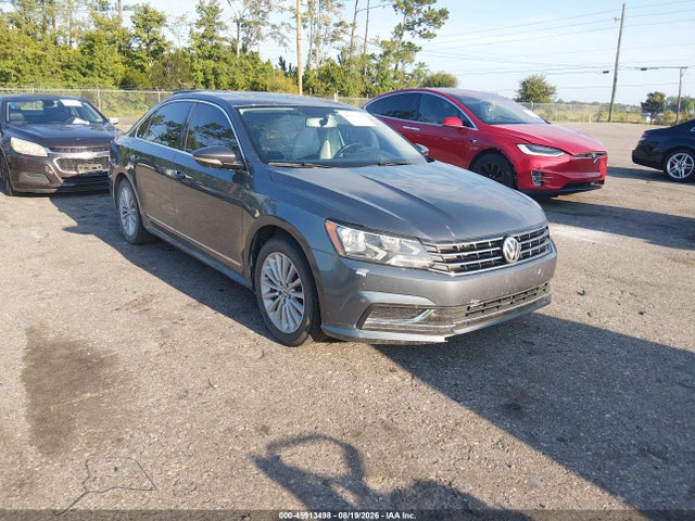 Продаж на аукціоні авто 2017 Volkswagen Passat 1.8t Se, vin: 1VWBT7A37HC036308, номер лоту: 45913498