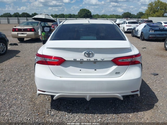45913560 :رقم المزاد ، 4T1G11AK7LU965657 vin ، 2020 Toyota Camry Se مزاد بيع