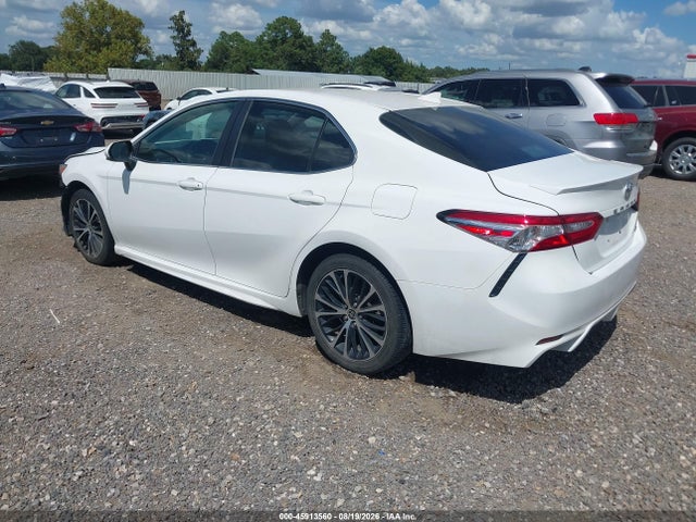 45913560 :رقم المزاد ، 4T1G11AK7LU965657 vin ، 2020 Toyota Camry Se مزاد بيع