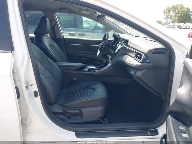 45913560 :رقم المزاد ، 4T1G11AK7LU965657 vin ، 2020 Toyota Camry Se مزاد بيع