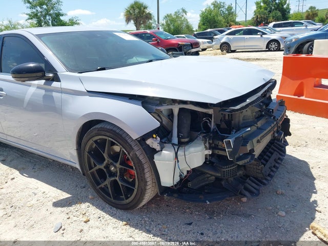 45913567 :رقم المزاد ، 1N4AL4CVXPN313313 vin ، 2023 Nissan Altima Sr Vc-turbo Fwd مزاد بيع