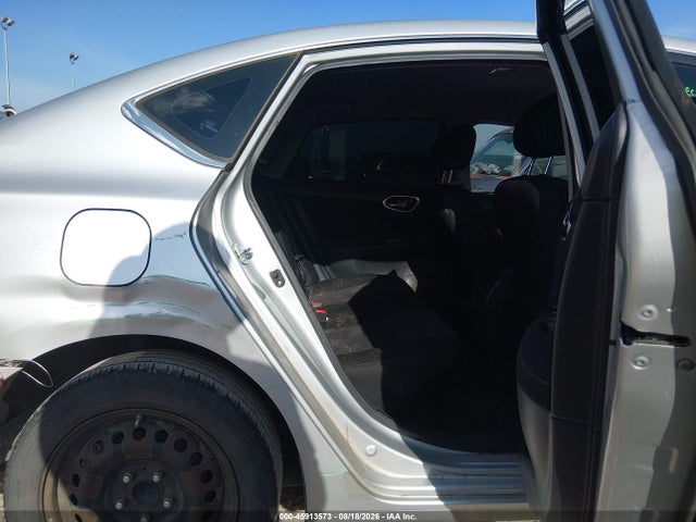 2014 Nissan Sentra Sv მანქანა იყიდება აუქციონზე, vin: 3N1AB7AP0EY318655, აუქციონის ნომერი: 45913573