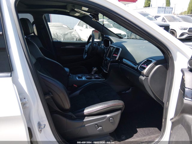 Auction sale of the 2017 Jeep Grand Cherokee Trailhawk 4x4, vin: 1C4RJFLG1HC662227, lot number: 45913584