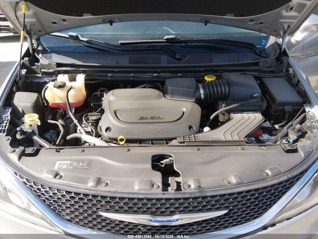 Chrysler Pacifica Touring L 2020 2C4RC1BG7LR116109 Image 10