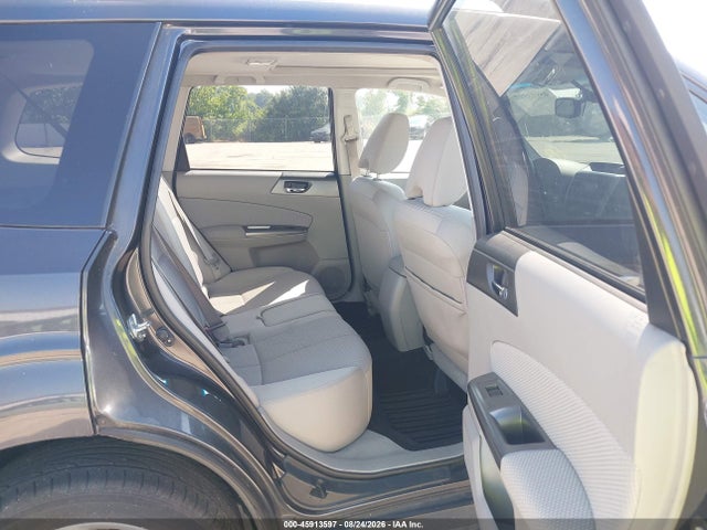 45913597 :رقم المزاد ، JF2SHBDC6BH730499 vin ، 2011 Subaru Forester 2.5x Premium مزاد بيع