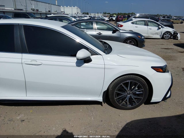 45913692 :رقم المزاد ، 4T1G11AK9MU483774 vin ، 2021 Toyota Camry Se مزاد بيع