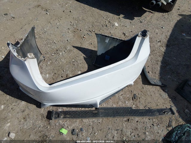 45913692 :رقم المزاد ، 4T1G11AK9MU483774 vin ، 2021 Toyota Camry Se مزاد بيع