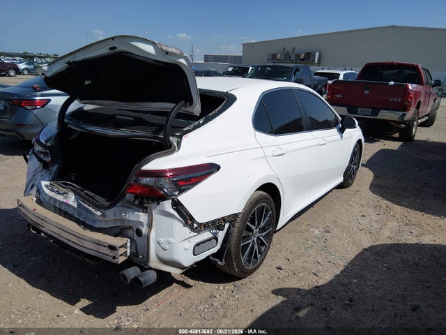 45913692 :رقم المزاد ، 4T1G11AK9MU483774 vin ، 2021 Toyota Camry Se مزاد بيع
