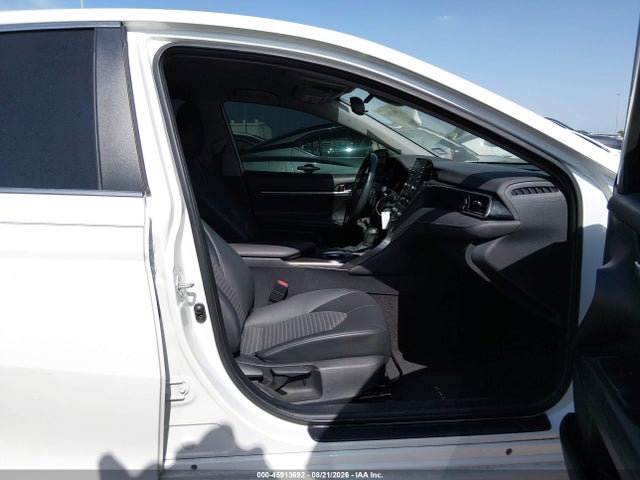 45913692 :رقم المزاد ، 4T1G11AK9MU483774 vin ، 2021 Toyota Camry Se مزاد بيع