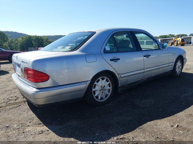 Продажа на аукционе авто 1998 Mercedes-benz E 300 Diesel, vin: WDBJF25F7WA542063, номер лота: 45913716