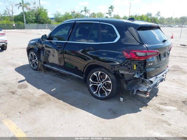 Продажа на аукционе авто 2021 Bmw X5 Sdrive40i, vin: 5UXCR4C02M9G60288, номер лота: 45913757