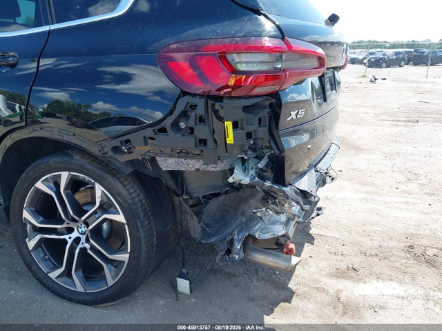 Продажа на аукционе авто 2021 Bmw X5 Sdrive40i, vin: 5UXCR4C02M9G60288, номер лота: 45913757