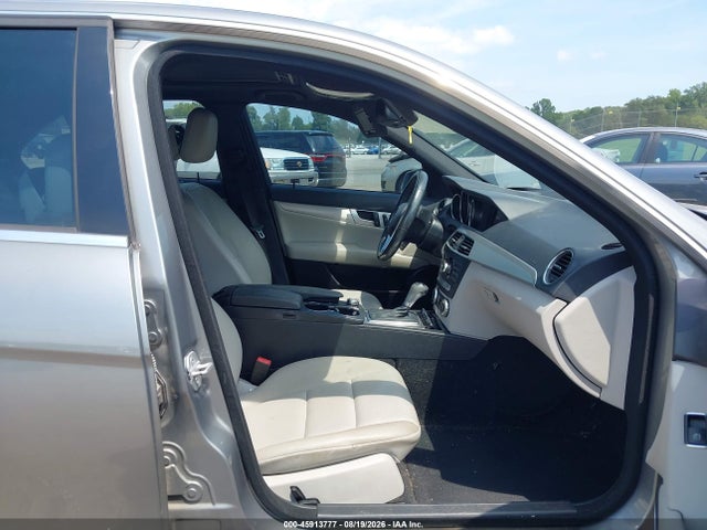 Продажа на аукционе авто 2014 Mercedes-benz C 250 Sport, vin: WDDGF4HB5EG223259, номер лота: 45913777