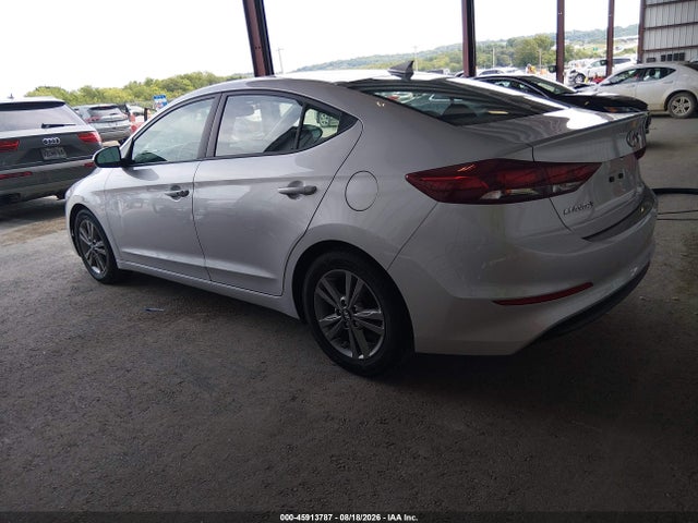 Hyundai Elantra Value Edition 2017 5NPD84LF1HH176734 Image 3