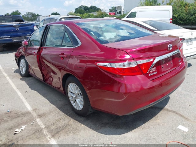 2016 Toyota Camry Le მანქანა იყიდება აუქციონზე, vin: 4T1BF1FK5GU523406, აუქციონის ნომერი: 45913793