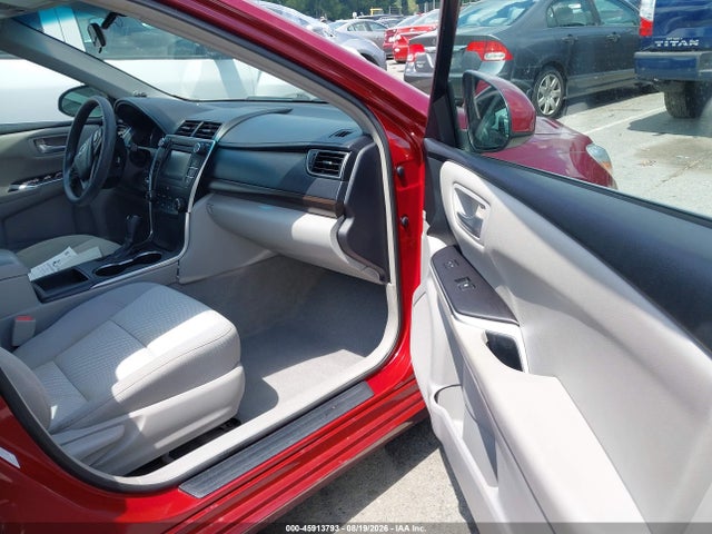 2016 Toyota Camry Le მანქანა იყიდება აუქციონზე, vin: 4T1BF1FK5GU523406, აუქციონის ნომერი: 45913793