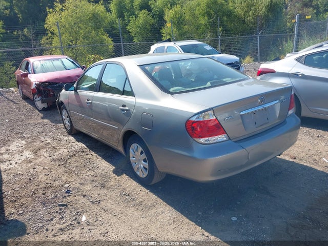 2005 Toyota Camry Le მანქანა იყიდება აუქციონზე, vin: 4T1BE32K05U962093, აუქციონის ნომერი: 45913803