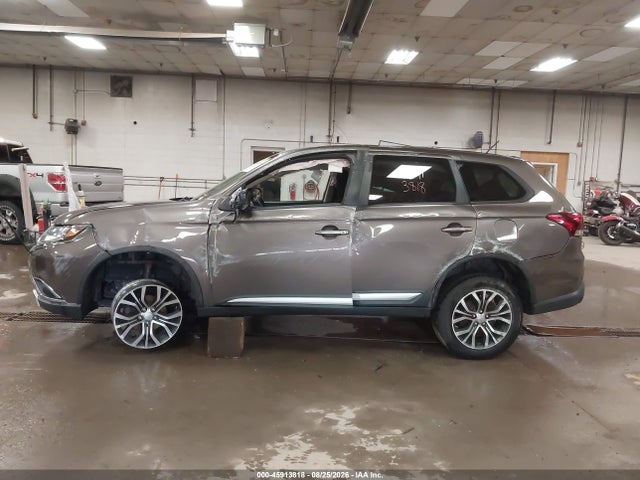 2016 Mitsubishi Outlander Se მანქანა იყიდება აუქციონზე, vin: JA4AZ3A34GZ021387, აუქციონის ნომერი: 45913818