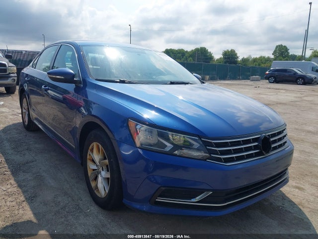 2016 Volkswagen Passat 1.8t S მანქანა იყიდება აუქციონზე, vin: 1VWAT7A38GC005983, აუქციონის ნომერი: 45913847