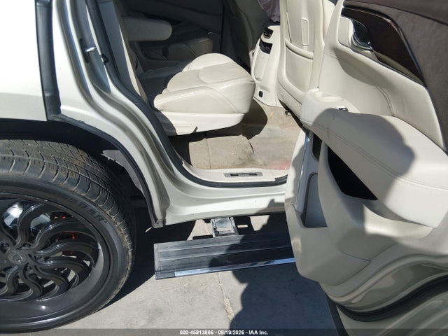 Продаж на аукціоні авто 2015 Cadillac Escalade Premium, vin: 1GYS4NKJXFR570067, номер лоту: 45913886