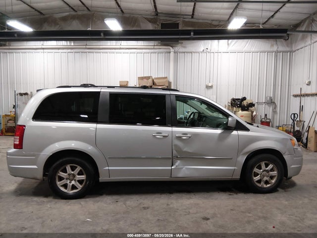 45913897 :رقم المزاد ، 2A8HR541X9R529296 vin ، 2009 Chrysler Town & Country Touring مزاد بيع