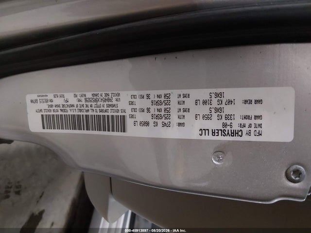 45913897 :رقم المزاد ، 2A8HR541X9R529296 vin ، 2009 Chrysler Town & Country Touring مزاد بيع