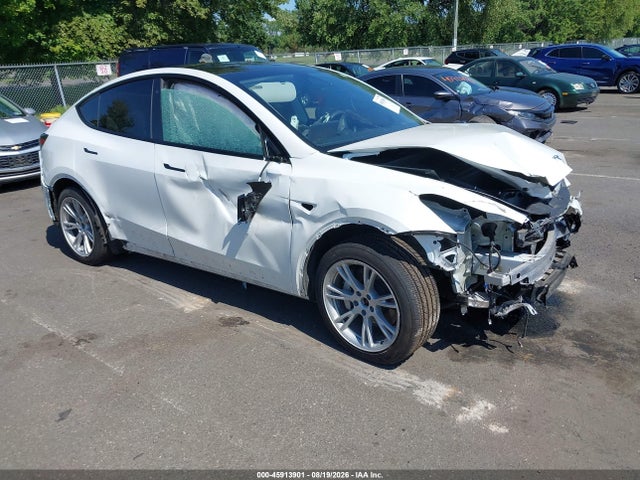 2023 Tesla Model Y Awd/long Range Dual Motor All-wheel Drive მანქანა იყიდება აუქციონზე, vin: 7SAYGDEE5PA060894, აუქციონის ნომერი: 45913901