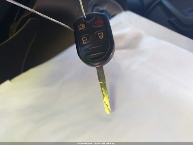 3FADP4BJ9FM211381 Ford FIESTA SE