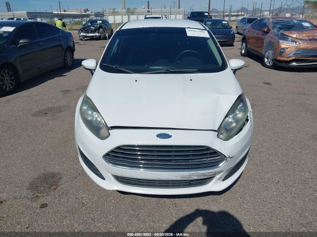 3FADP4BJ9FM211381 Ford FIESTA SE
