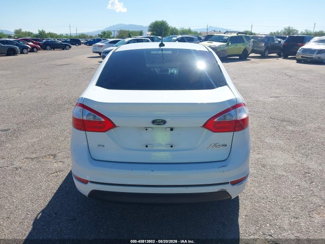 3FADP4BJ9FM211381 Ford FIESTA SE