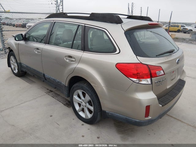 Продажа на аукционе авто 2014 Subaru Outback 2.5i, vin: 4S4BRCAC4E3247743, номер лота: 45913903