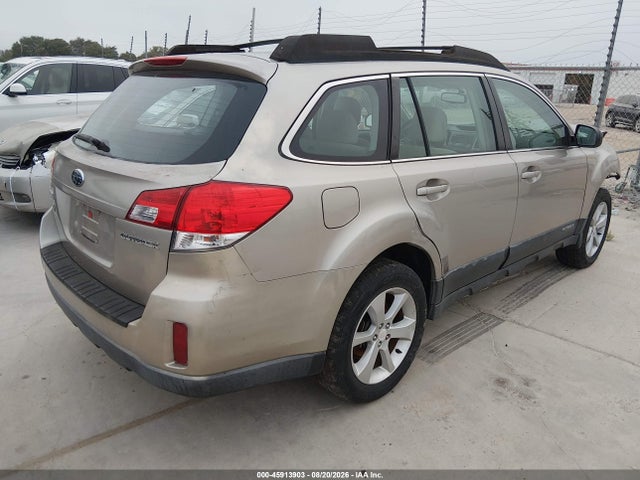 Продажа на аукционе авто 2014 Subaru Outback 2.5i, vin: 4S4BRCAC4E3247743, номер лота: 45913903